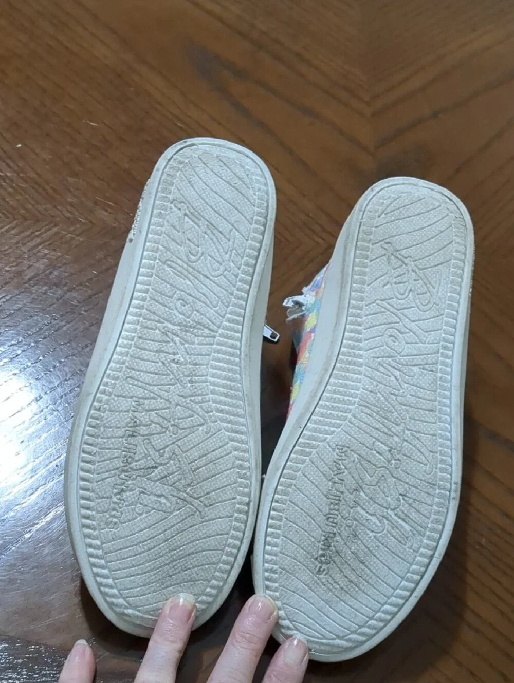 Girls' Pastel Multi-Color Heart Pattern High-Top Sneakers with Side Zip